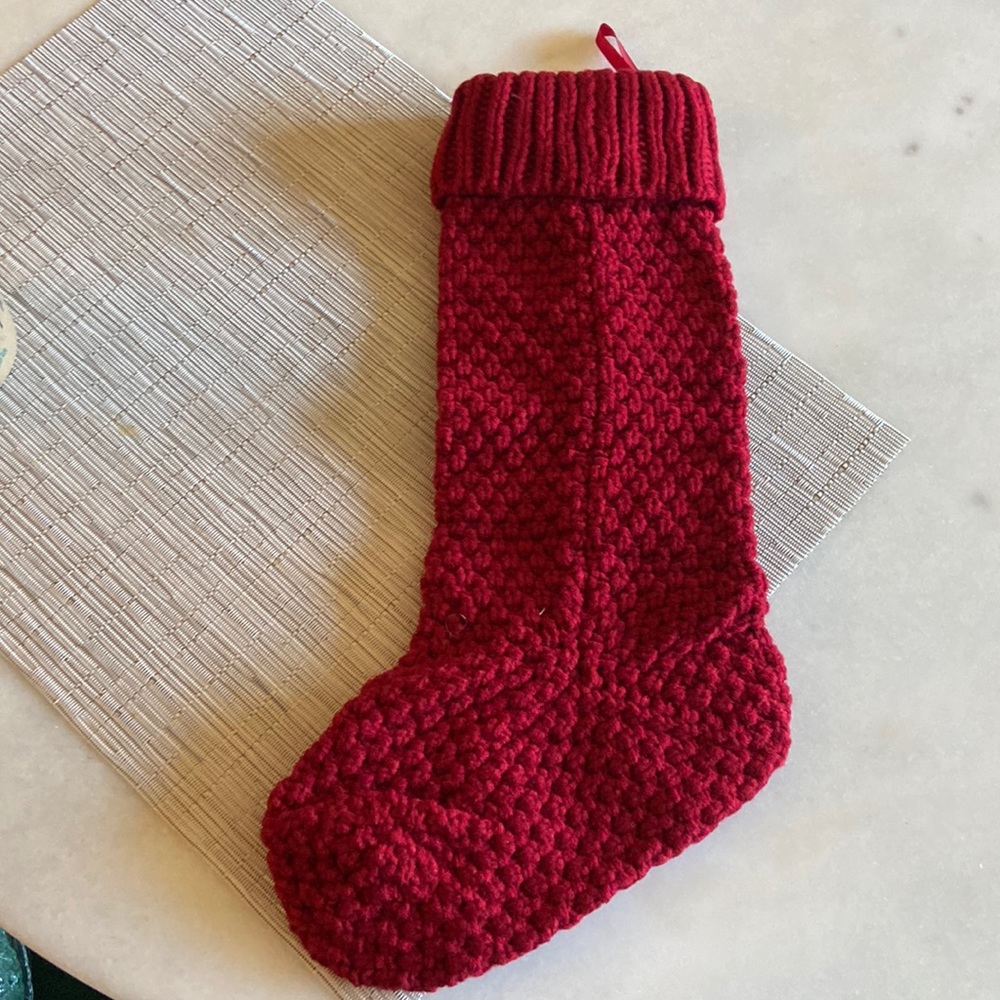 Red knitted stocking - Picture 2 of 3